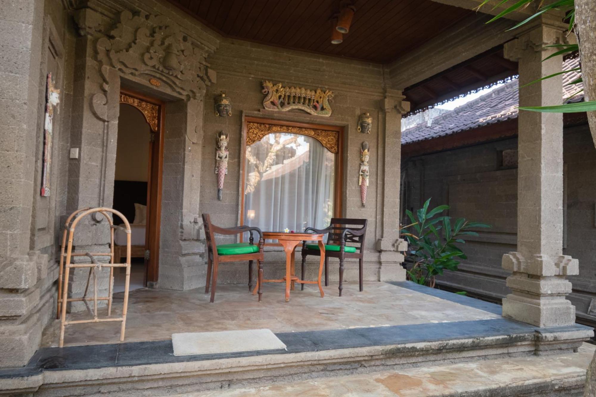 Bungalow Geringsing Candi Dasa  Luaran gambar